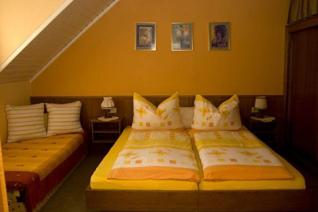 Zur Alten Schmiede Bad Kleinkirchheim Room photo